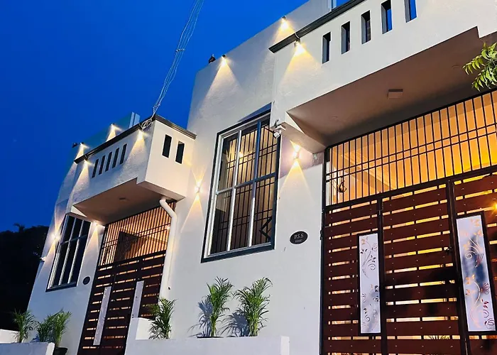 The Elegant, Opp To Mangrove Boating - Jr Groups Pondicherry